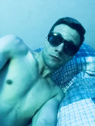 OnlyFans cuenta rockchalkhornhawks header 2