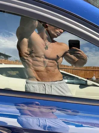 OnlyFans account  oliverklozovxxx avatar 1