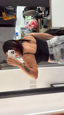 OnlyFans cuenta freeaurora header 2
