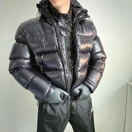 OnlyFans account  downjacket avatar 1