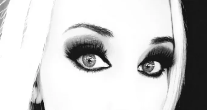 OnlyFans account  sweetnsassysarapie header 2