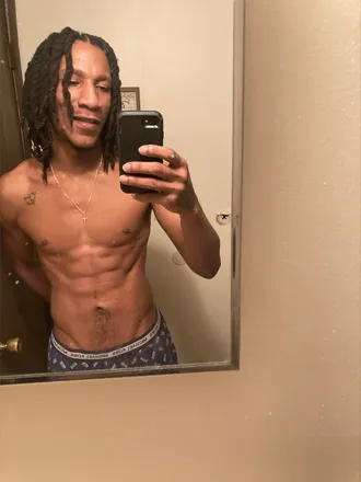 OnlyFans cuenta mr_make_u_nut header 2