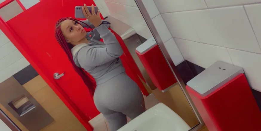 OnlyFans cuenta lightbright_25 header 2