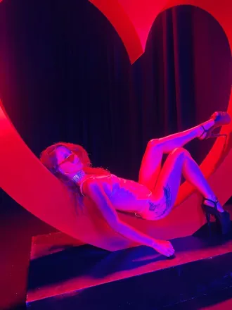 OnlyFans cuenta itskatesweet header 2