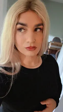 OnlyFans cuenta brennaknight avatar 1