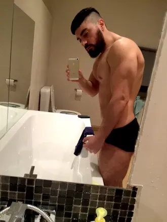 OnlyFans account  dom_heat avatar 1