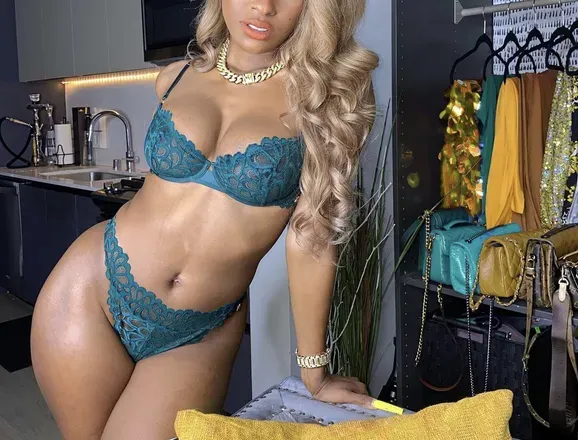 OnlyFans account  iknowwhatyouwantt avatar 1