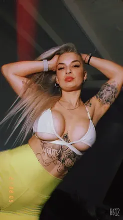 OnlyFans cuenta nayla_naha avatar 1