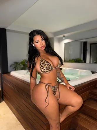 OnlyFans account  majodoll17 avatar 1