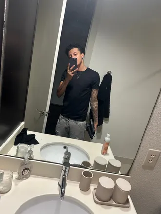 OnlyFans cuenta danielssecrets header 2