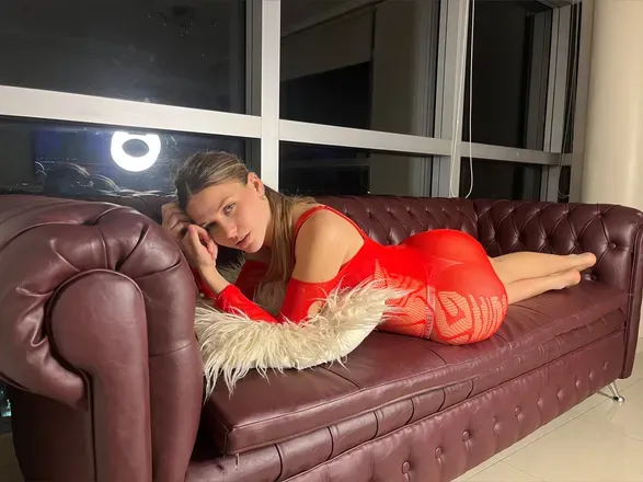OnlyFans cuenta isabellasochas header 2