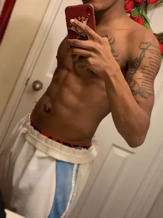 OnlyFans cuenta matty2310 avatar 1