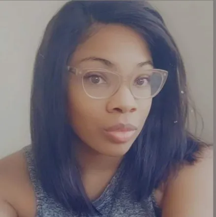 OnlyFans account  cinnamonscarlet90 header 2