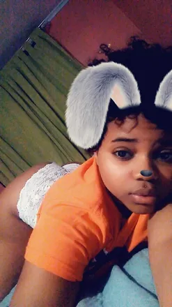OnlyFans cuenta abril_cartier header 2
