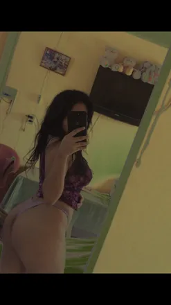 OnlyFans cuenta hilary7u7 header 2