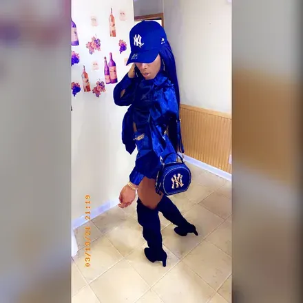 OnlyFans account  beesoolit avatar 1