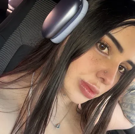 OnlyFans account  carlahrdeeeennnnnac avatar 1