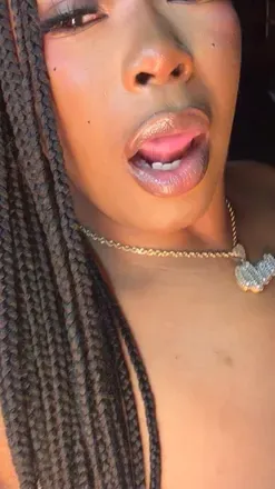 OnlyFans of naughtyassv