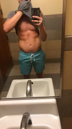 OnlyFans cuenta adventureboyhole avatar 1