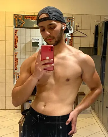 OnlyFans cuenta christoguy99 previous_avatars_1 3