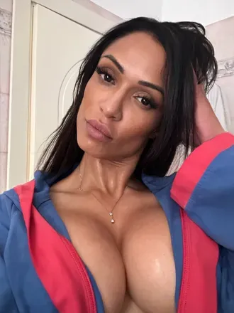 OnlyFans account  justnicoleee avatar 1