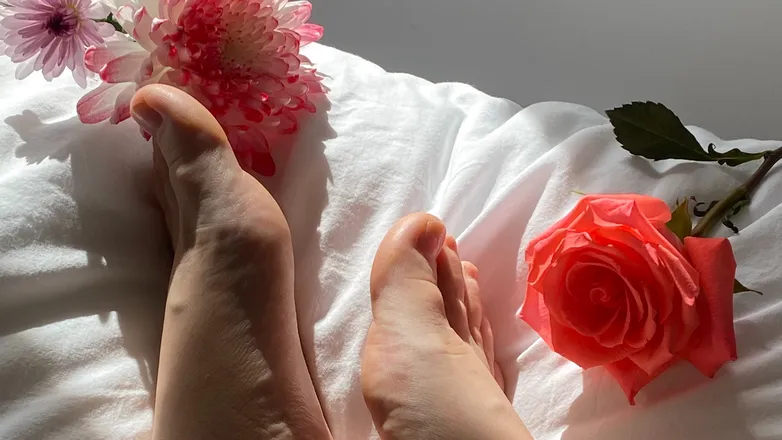 OnlyFans cuenta kittyxfeet header 2