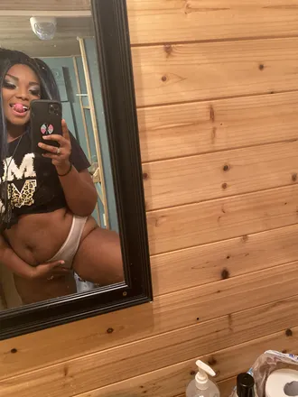 OnlyFans cuenta black-beauty95 header 2