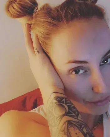 OnlyFans cuenta inked4twentybabe avatar 1