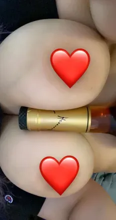 OnlyFans cuenta blondewavey header 2