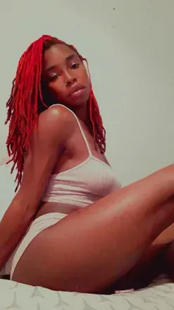 OnlyFans cuenta moon_goddess7 avatar 1