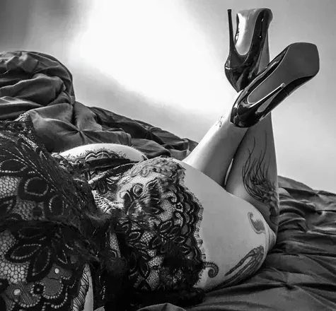 OnlyFans cuenta inked_southern_bell header 2