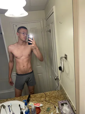 OnlyFans cuenta tay_dmv header 2