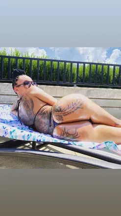 OnlyFans cuenta inkybellabellz header 2