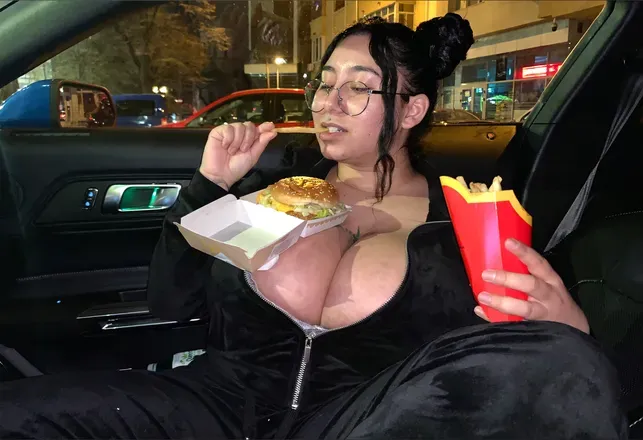 OnlyFans account  bunny_madelline header 2