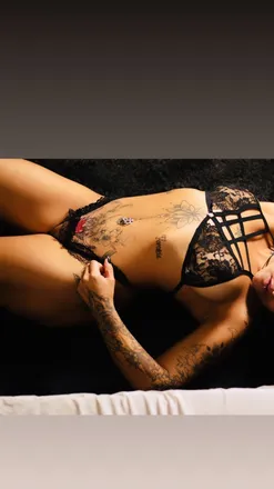 OnlyFans cuenta sweetguialof header 2