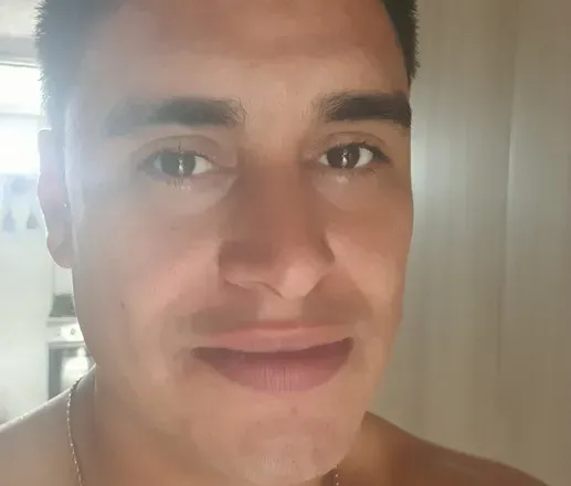 OnlyFans cuenta manuthan header 2