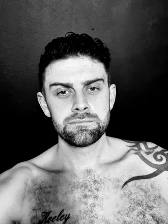 OnlyFans cuenta dadbod042 avatar 1