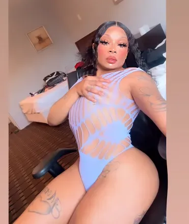 OnlyFans account  bbells21 avatar 1