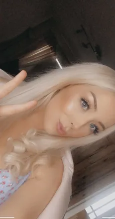 OnlyFans cuenta blondeprinny header 2