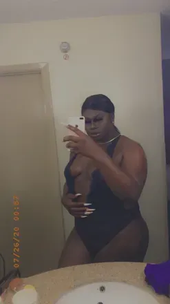 OnlyFans cuenta chocolatebarbiee002 avatar 1
