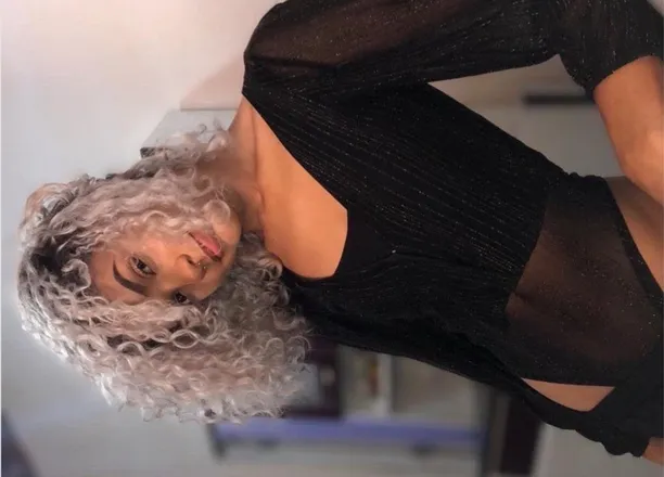 OnlyFans cuenta avihsurtada header 2