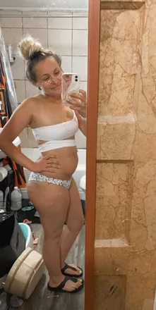 OnlyFans cuenta hippielilly9 header 2