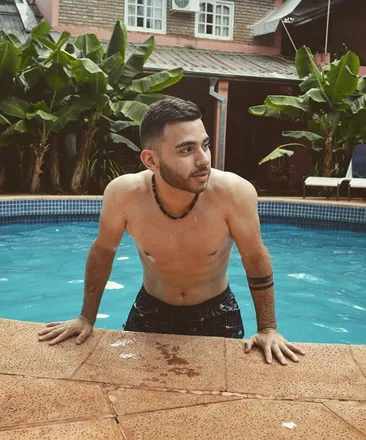 OnlyFans cuenta paaliittaa header 2