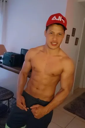 OnlyFans cuenta mickealves header 2