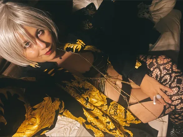 OnlyFans cuenta yonisgold header 2
