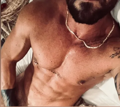 OnlyFans account  adonrubi header 2