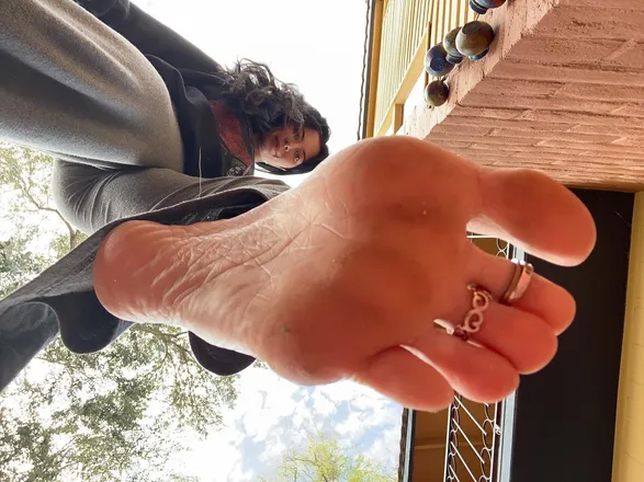 OnlyFans cuenta queengsoles header 2