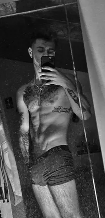 OnlyFans cuenta notyourstoner header 2