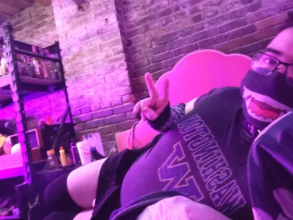 OnlyFans account  peppermint_fluff header 2