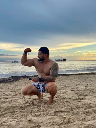 OnlyFans account  ivanosanchez header 2